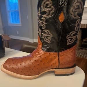 Men’s exotic ostrich boots